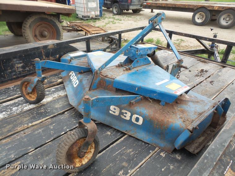 image for item DC9263 Ford 930 finish mower