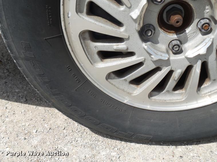 image for item DD9300 1998 Ford Windstar van