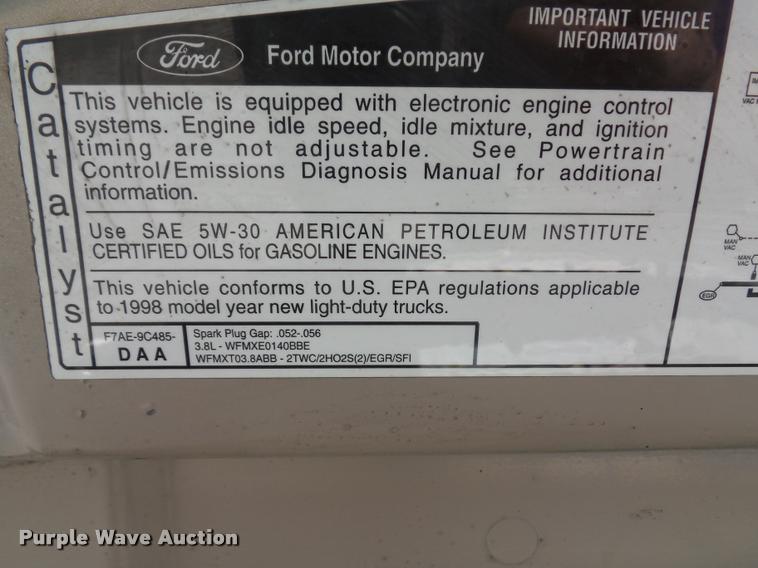image for item DD9300 1998 Ford Windstar van