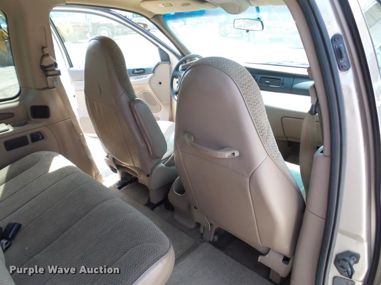 image for item DD9300 1998 Ford Windstar van