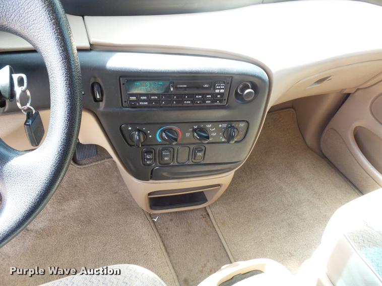 image for item DD9300 1998 Ford Windstar van