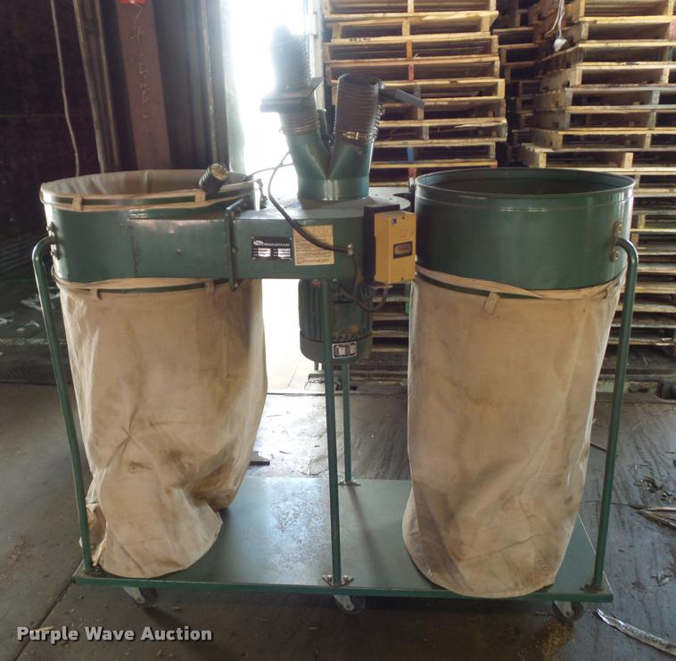 Bridgewood BW0033PH dust collector in Kansas City, MO Item DD9329