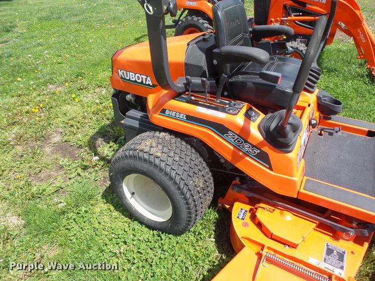 image for item DD9349 Kubota ZD25 lawn mower
