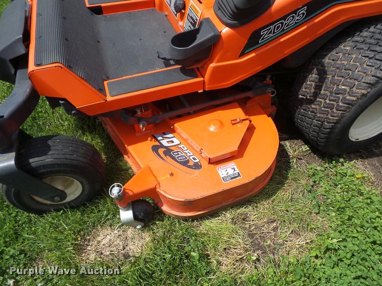 image for item DD9349 Kubota ZD25 lawn mower