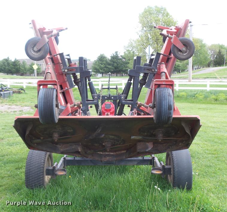 image for item DD9350 Buhler YT650 finish mower