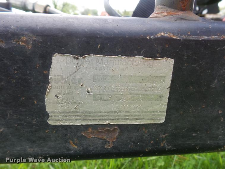 image for item DD9350 Buhler YT650 finish mower