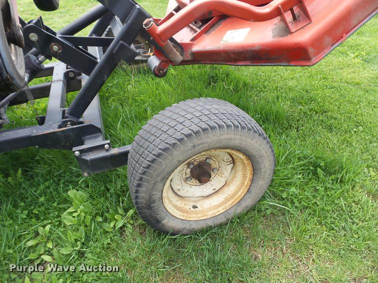 image for item DD9350 Buhler YT650 finish mower