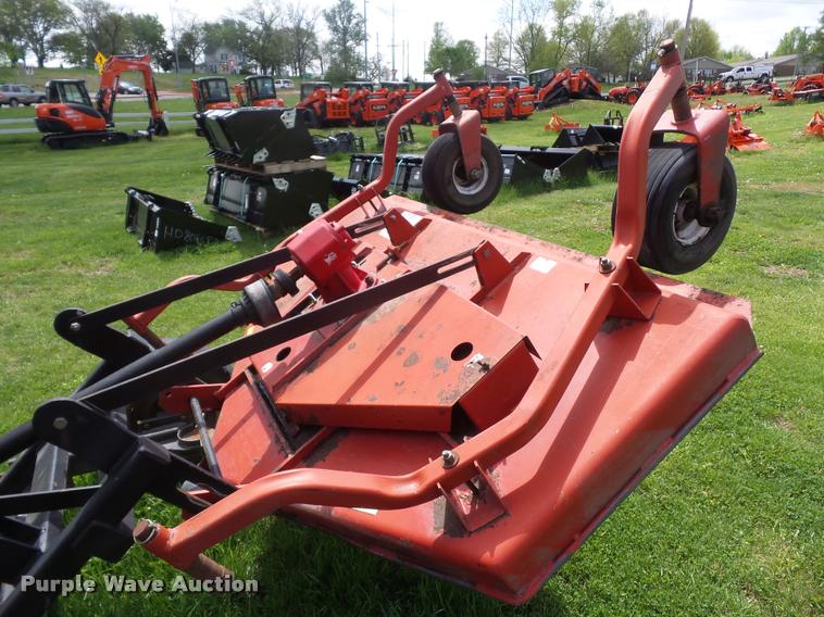 image for item DD9350 Buhler YT650 finish mower