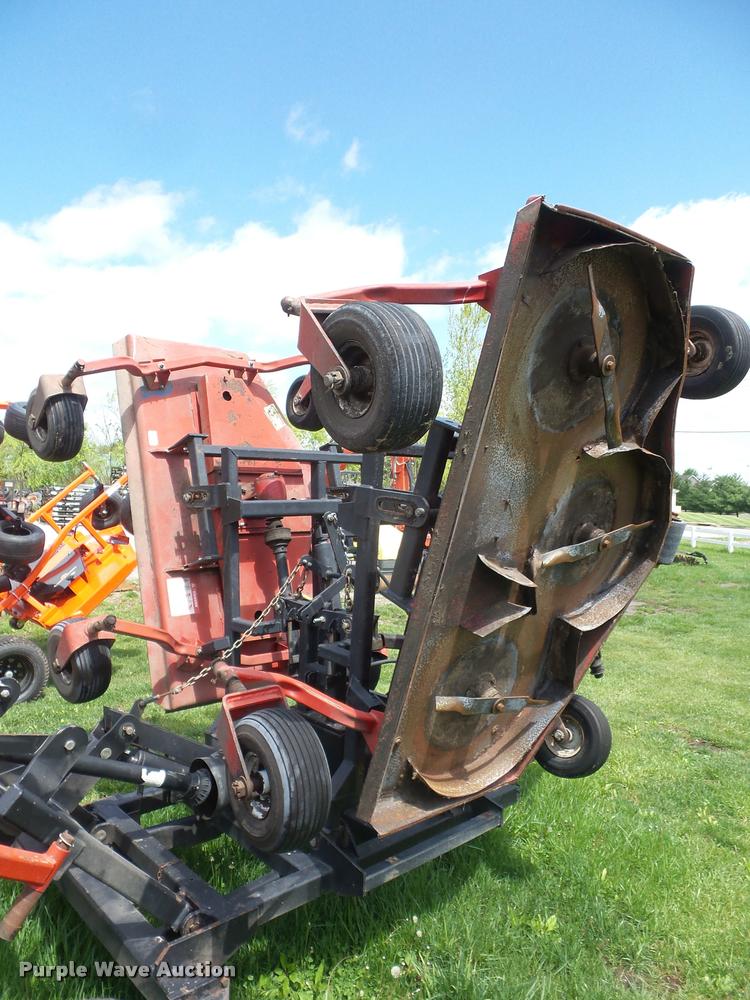 image for item DD9350 Buhler YT650 finish mower