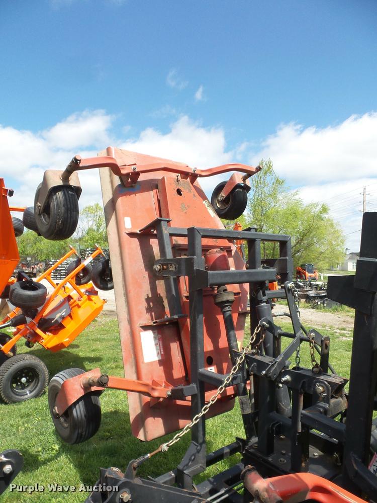 image for item DD9350 Buhler YT650 finish mower