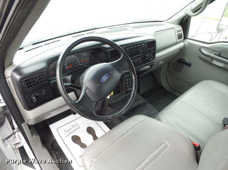 image for item DD9360 2008 Ford F750 truck chassis