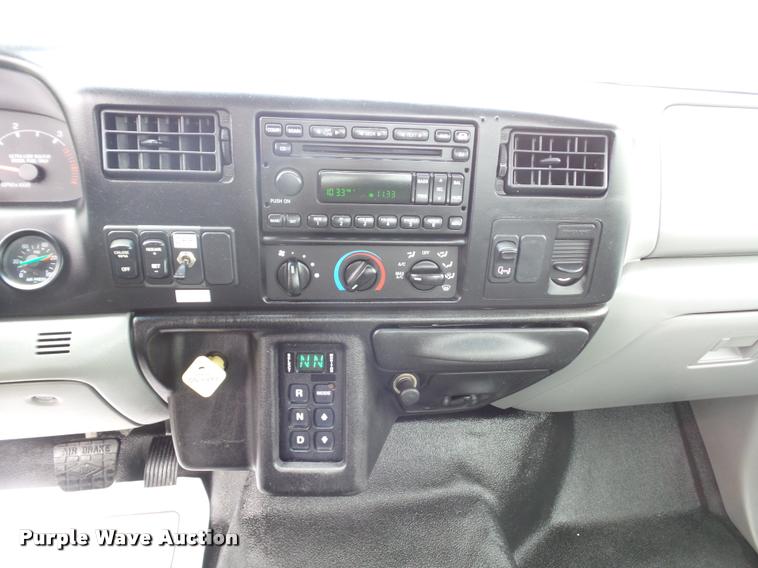 image for item DD9360 2008 Ford F750 truck chassis