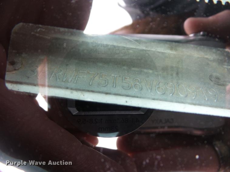 image for item DD9360 2008 Ford F750 truck chassis