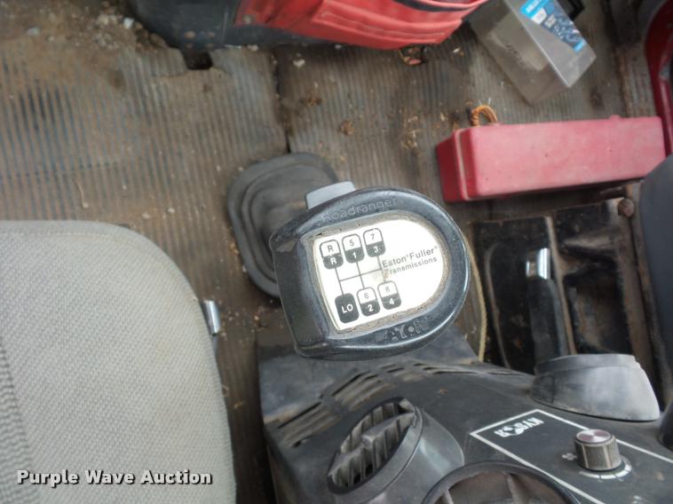 image for item DD9363 1991 Ford LS9000 flatbed truck