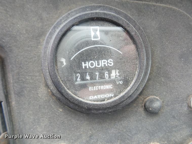 image for item DD9363 1991 Ford LS9000 flatbed truck