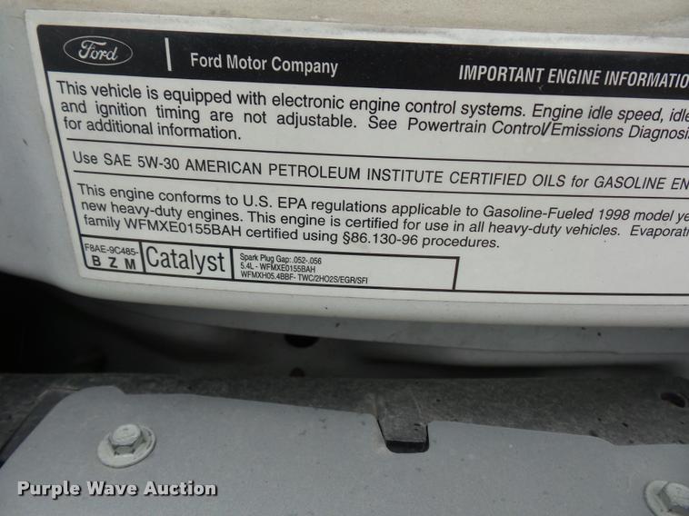 image for item DD9379 1998 Ford Club Wagon XL Super van