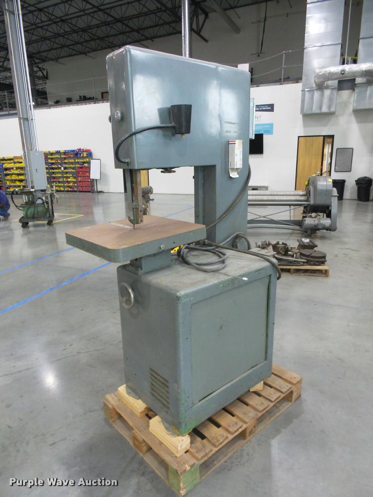 image for item DD9385 Powermatic bandsaw