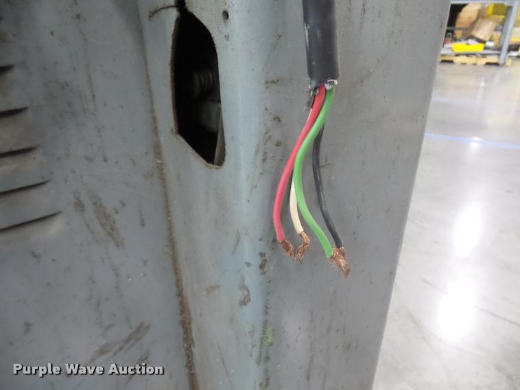 image for item DD9385 Powermatic bandsaw