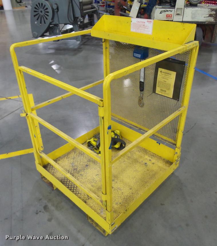 Jarke forklift man basket in Riverside, MO Item DD9389 sold Purple Wave