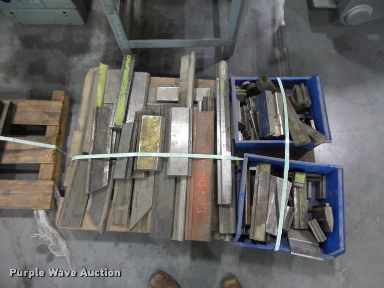 image for item DD9398 Press brake tools and dies