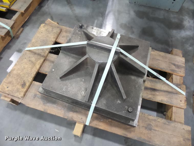 image for item DD9398 Press brake tools and dies