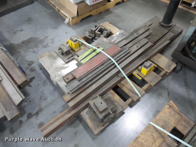 image for item DD9398 Press brake tools and dies