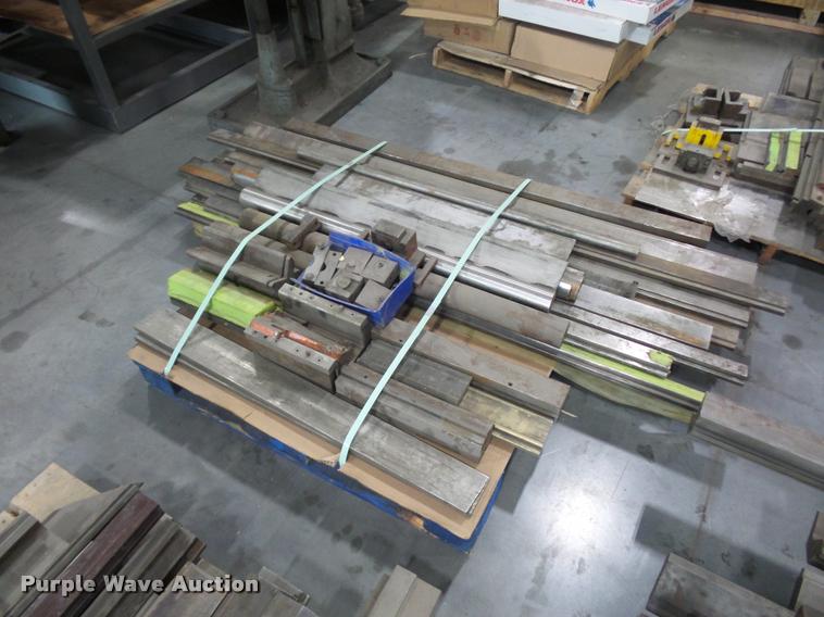 image for item DD9398 Press brake tools and dies