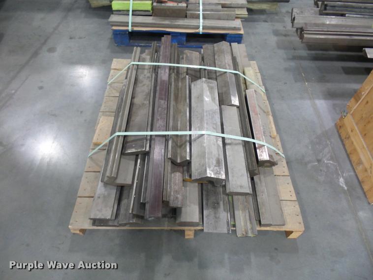 image for item DD9398 Press brake tools and dies