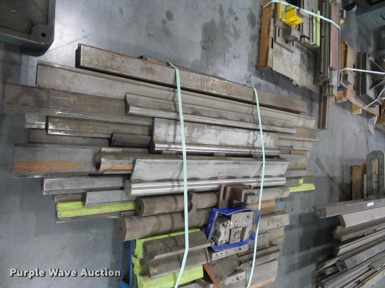 image for item DD9398 Press brake tools and dies