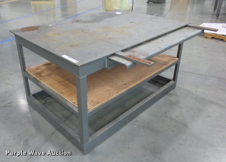 image for item DD9402 Welding table