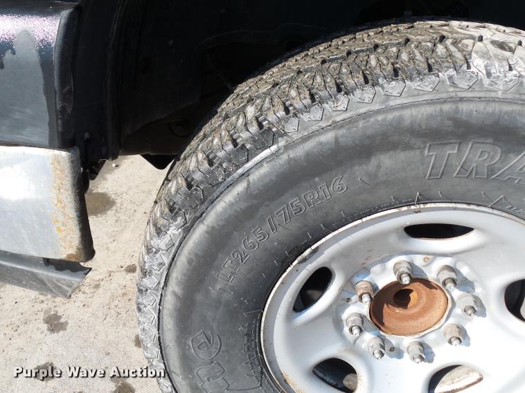 image for item DD9410 2006 Chevrolet Silverado 2500HD Crew Cab pickup truck