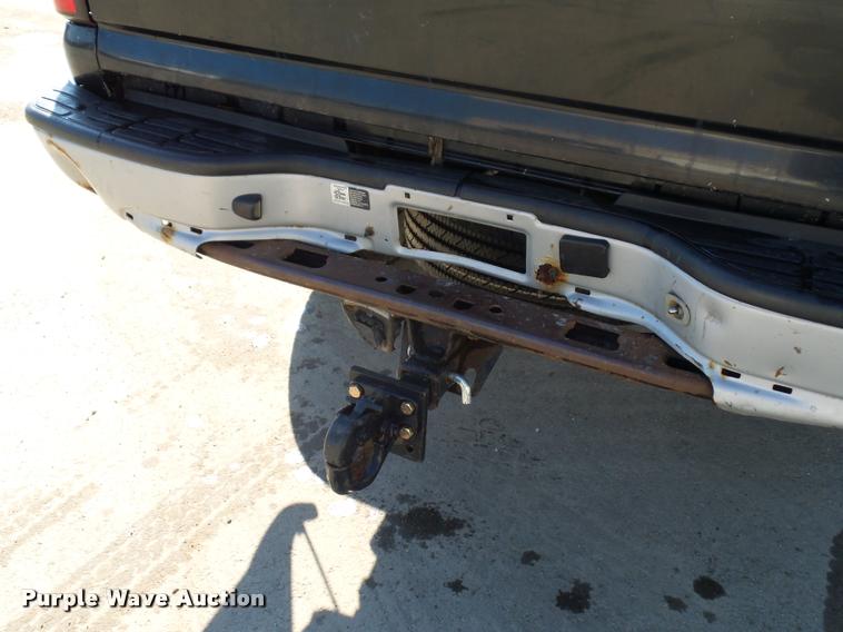 image for item DD9410 2006 Chevrolet Silverado 2500HD Crew Cab pickup truck