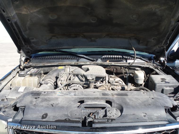 image for item DD9410 2006 Chevrolet Silverado 2500HD Crew Cab pickup truck