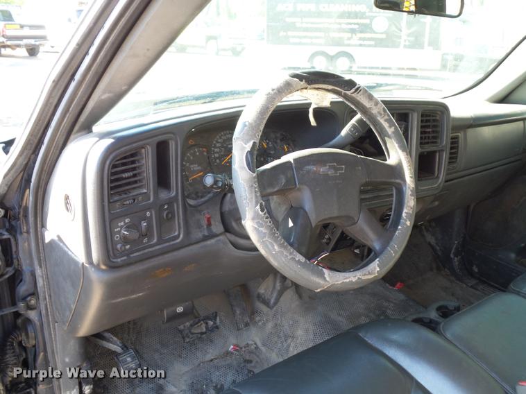 image for item DD9410 2006 Chevrolet Silverado 2500HD Crew Cab pickup truck