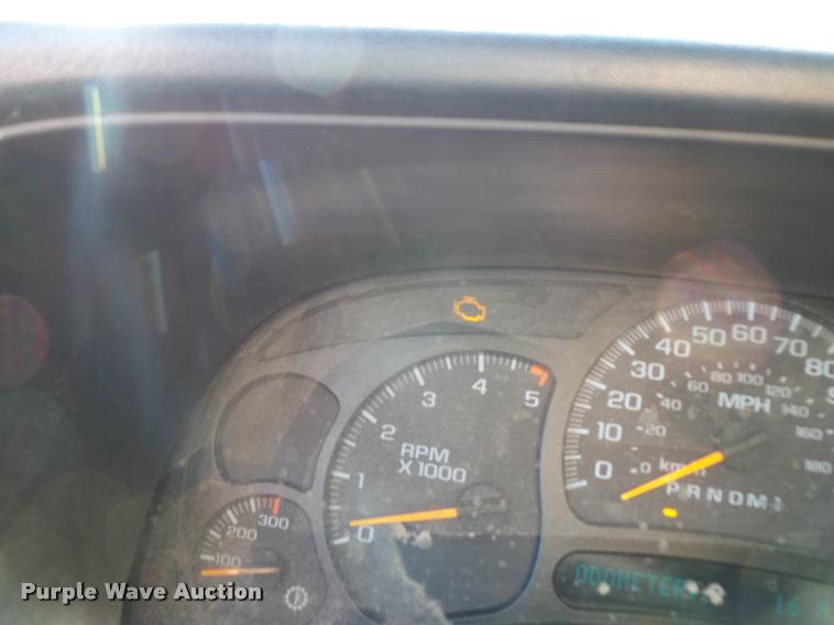 image for item DD9410 2006 Chevrolet Silverado 2500HD Crew Cab pickup truck