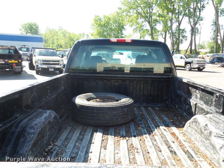 image for item DD9412 2006 Chevrolet Silverado 2500HD Ext. Cab pickup truck