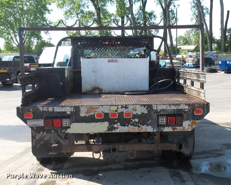 image for item DD9413 2006 Chevrolet Silverado 3500 Crew Cab pickup truck
