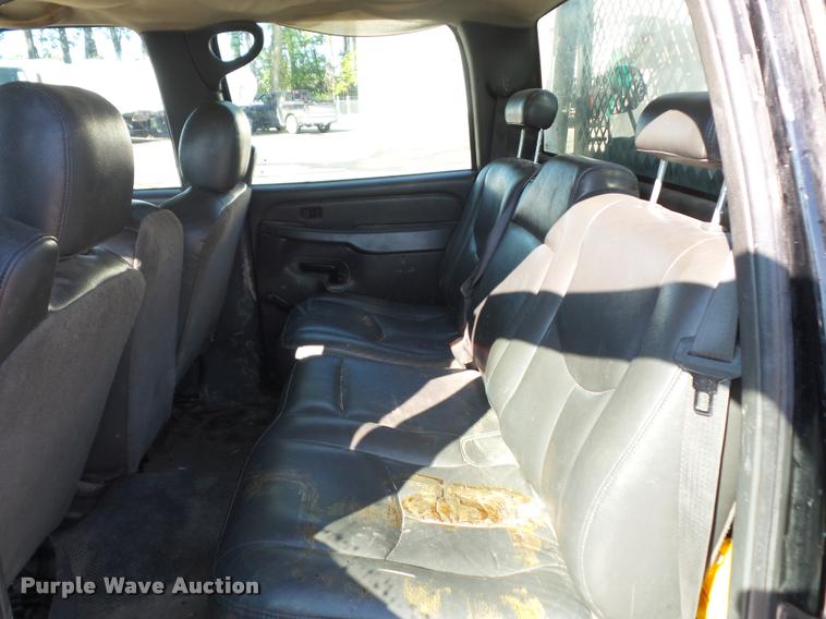 image for item DD9413 2006 Chevrolet Silverado 3500 Crew Cab pickup truck