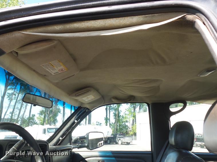 image for item DD9413 2006 Chevrolet Silverado 3500 Crew Cab pickup truck