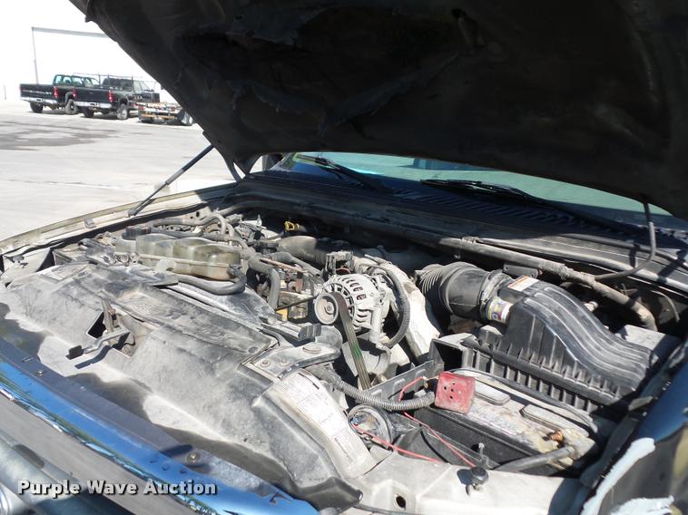 image for item DD9414 2001 Ford F350 Super Duty SuperCab pickup truck