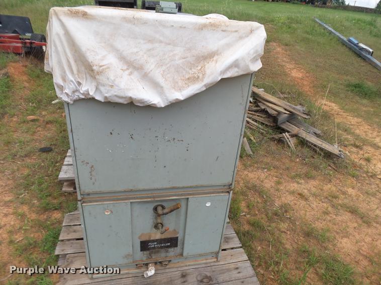 image for item DE9573 Trane 1200 high efficiency heat pump