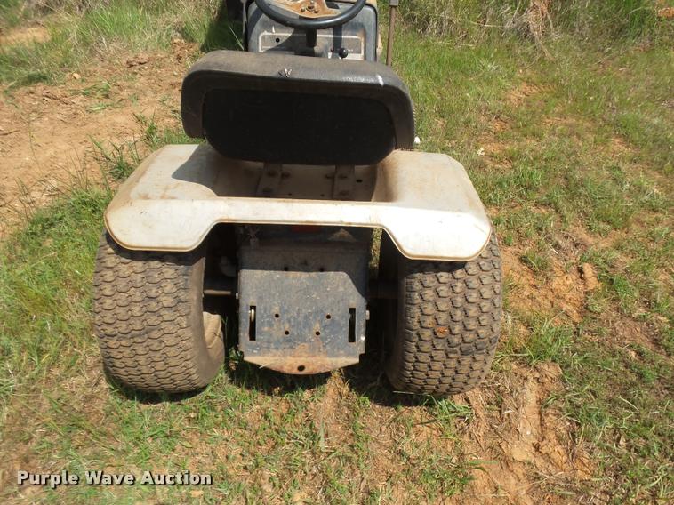 image for item DE9575 Sears lawn tractor
