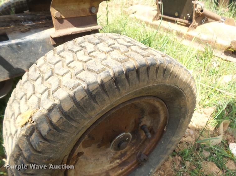 image for item DE9575 Sears lawn tractor