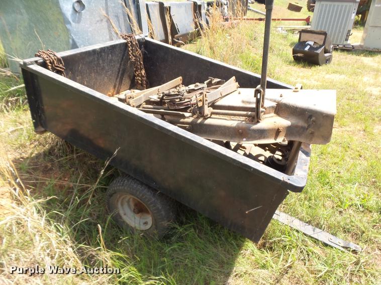 image for item DE9575 Sears lawn tractor