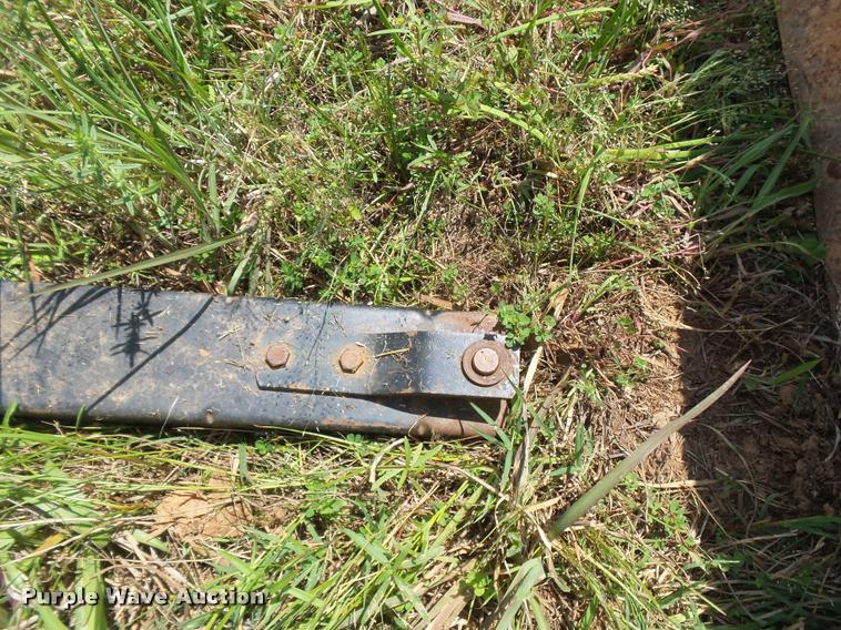 image for item DE9575 Sears lawn tractor