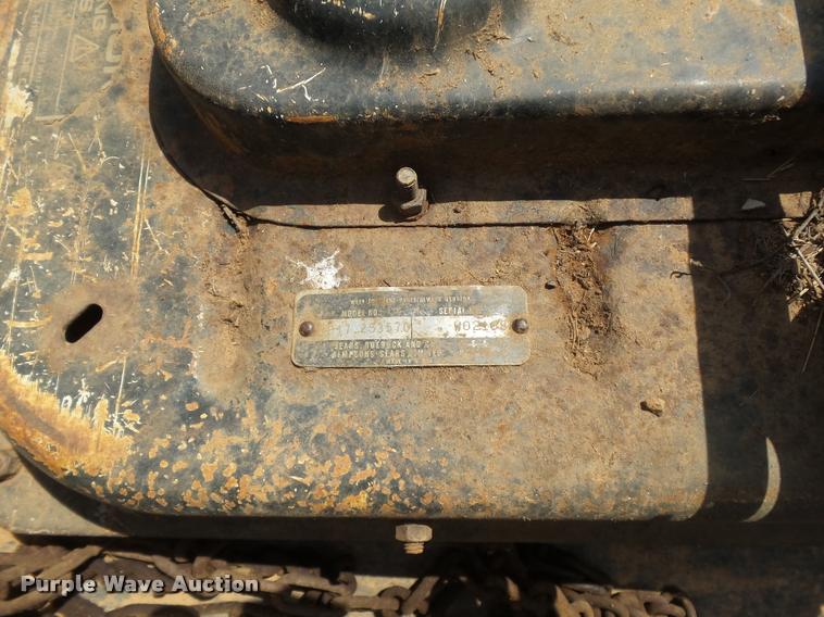 image for item DE9575 Sears lawn tractor