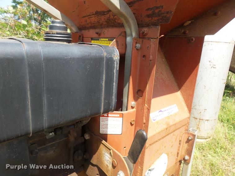 image for item DE9577 Troy-Bilt wood chipper