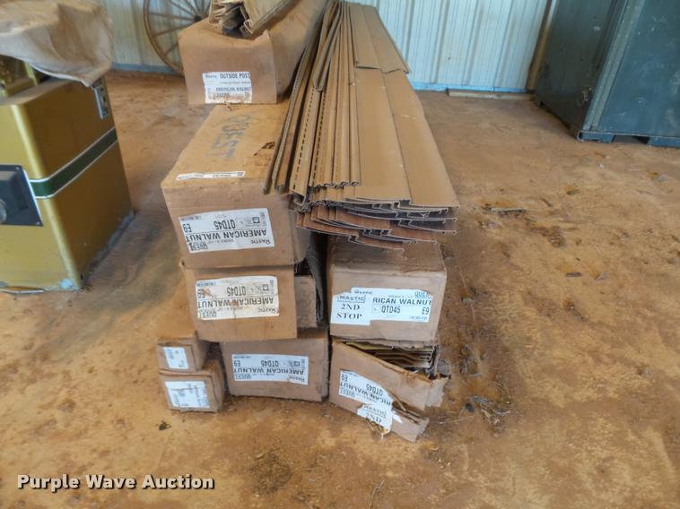 image for item DE9585 Mastic siding