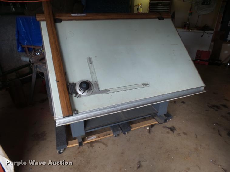 image for item DE9609 3' x 5' drafting table