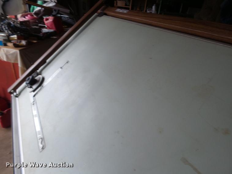 image for item DE9609 3' x 5' drafting table